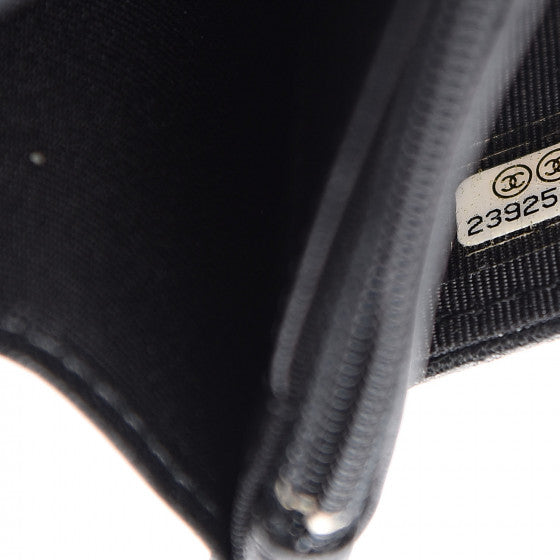 CHANEL Black Chevron Leather Wallet On A Chain Shoulder Bag